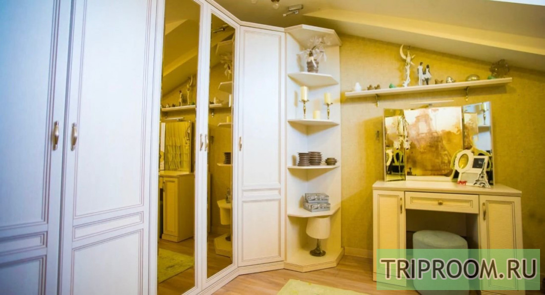 Тверская д. 4, 3-комнатная квартира в Москве посуточно на 12 гостей ...